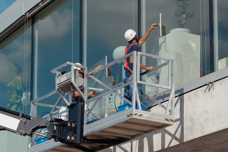 Glasreinigung Fassadenreinigung Privat Gewerbe Saalfeld / Rudolstadt
